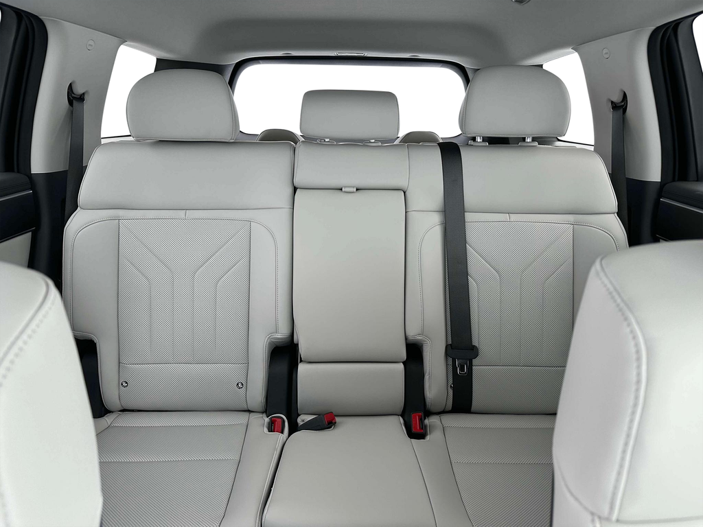 new 2025 Hyundai Santa Fe car, priced at $36,610