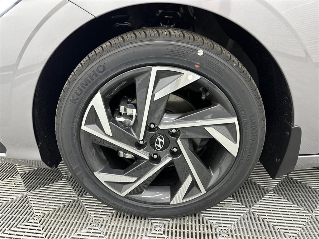 new 2025 Hyundai Elantra car, priced at $23,039