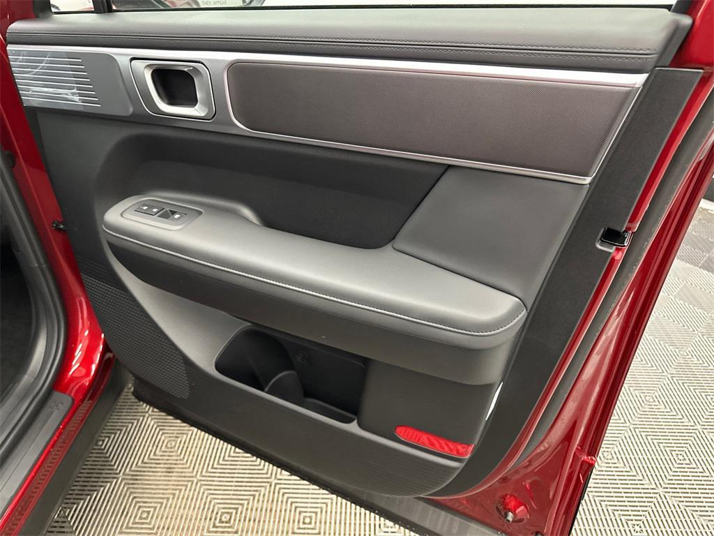 new 2025 Hyundai Santa Fe car, priced at $40,039