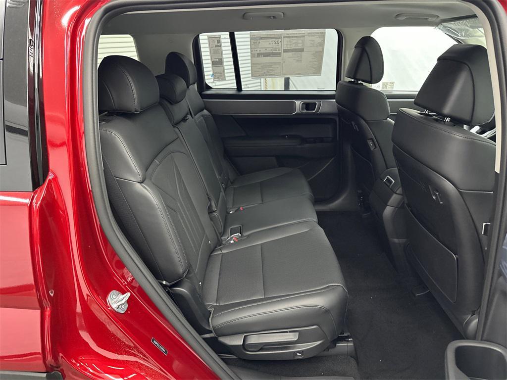 new 2025 Hyundai Santa Fe car, priced at $40,039