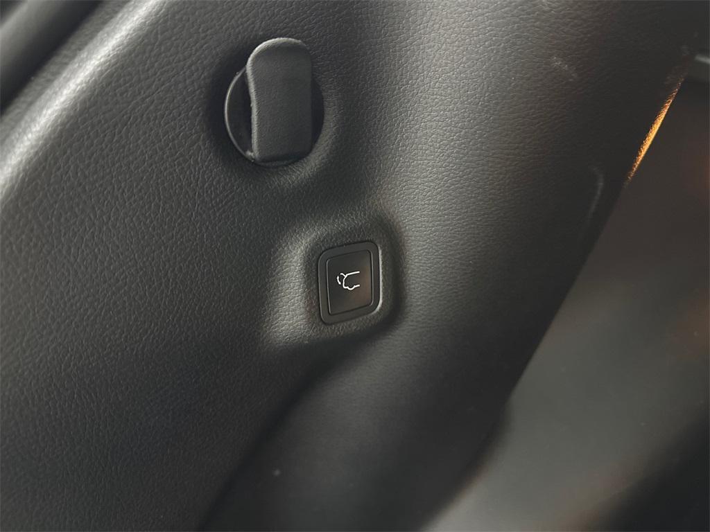 used 2023 Jeep Compass car, priced at $22,810