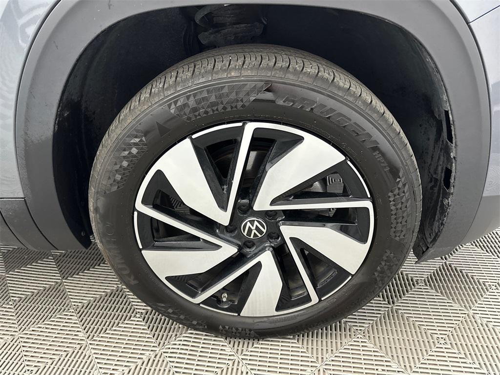 used 2024 Volkswagen Atlas car, priced at $34,491