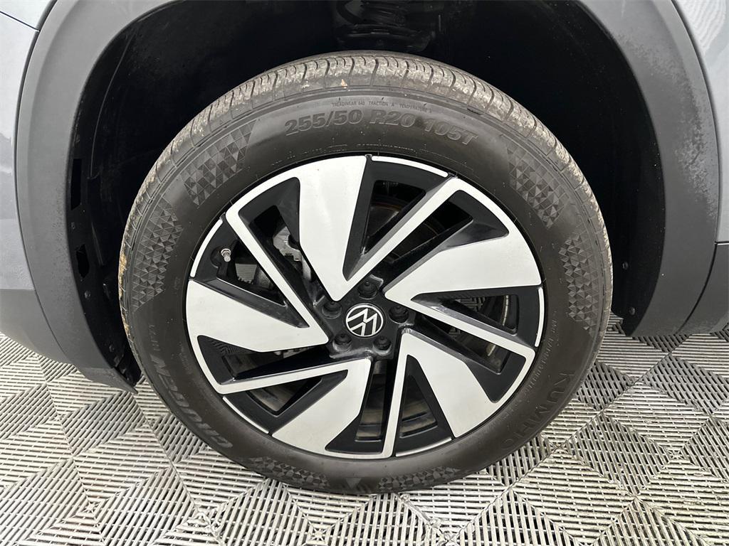 used 2024 Volkswagen Atlas car, priced at $34,491