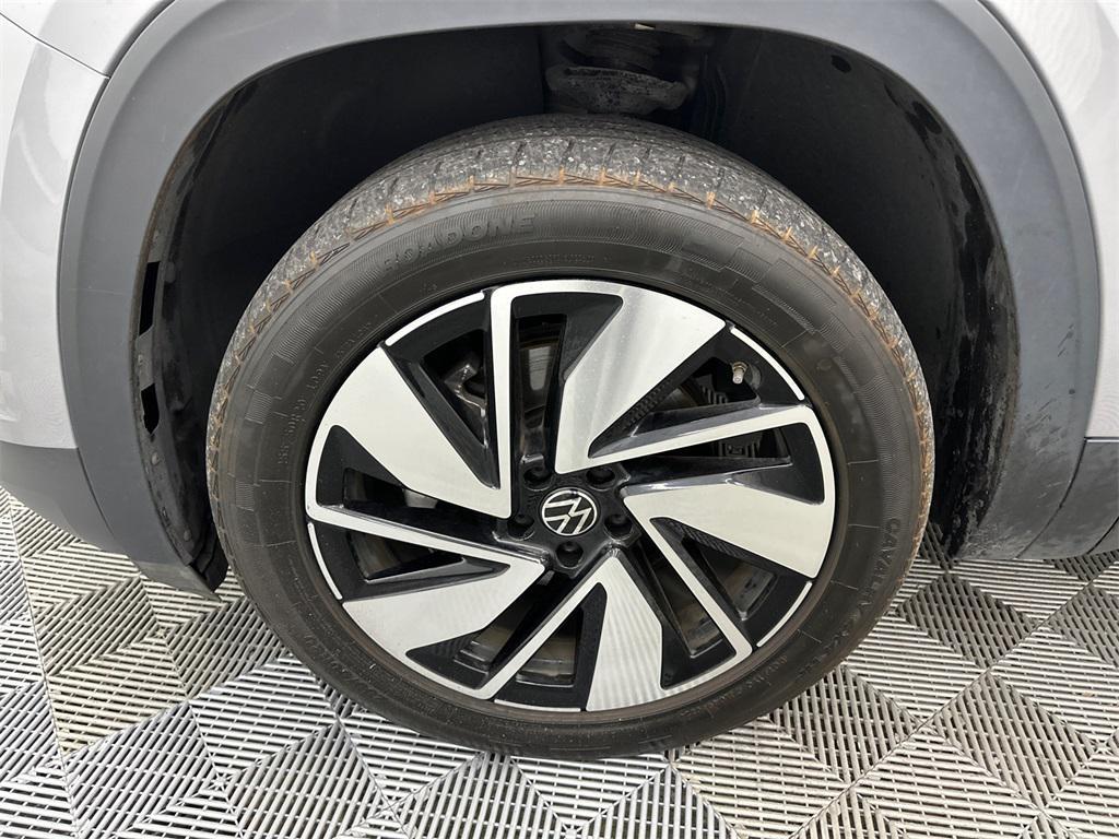 used 2024 Volkswagen Atlas car, priced at $24,210