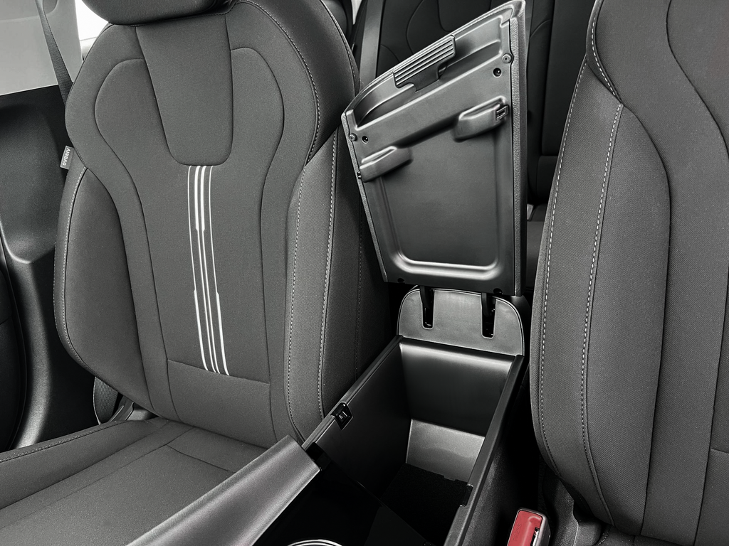new 2025 Hyundai Elantra car, priced at $25,223