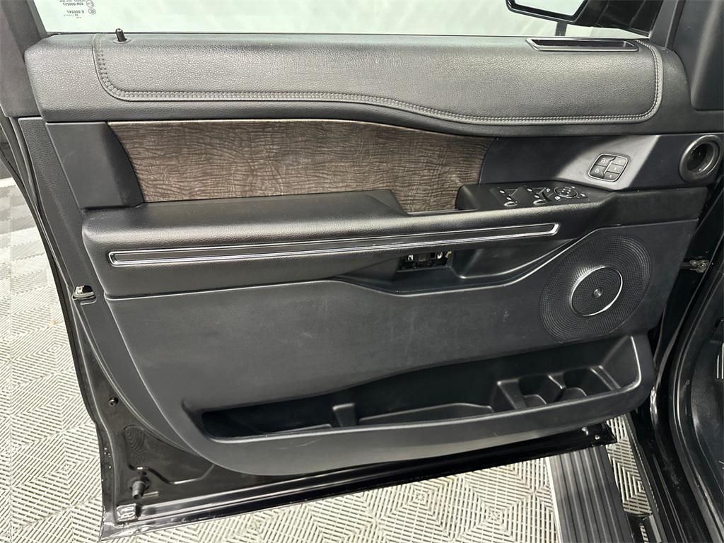 used 2020 Ford Expedition car, priced at $24,256