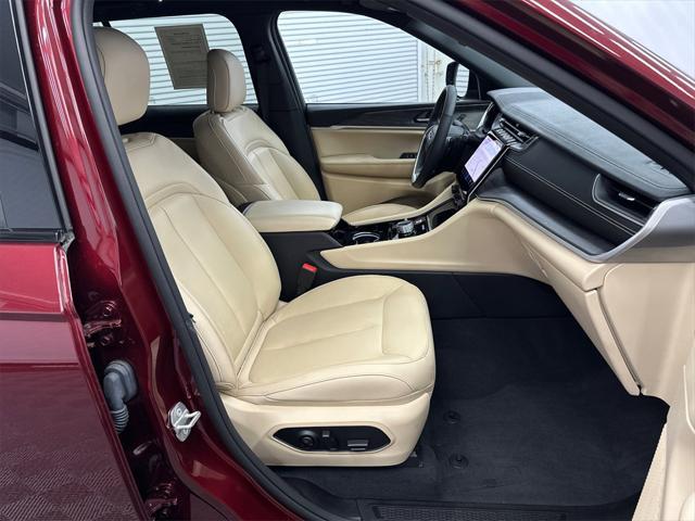 used 2023 Jeep Grand Cherokee car, priced at $33,582