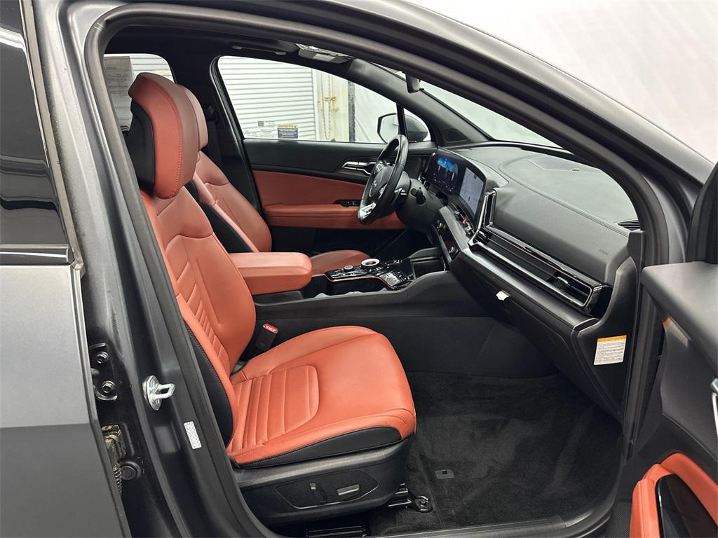 used 2024 Kia Sportage Hybrid car, priced at $30,871