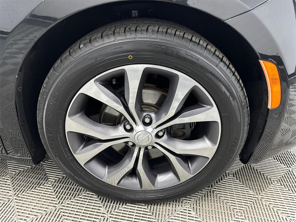 used 2017 Chrysler Pacifica car, priced at $14,824