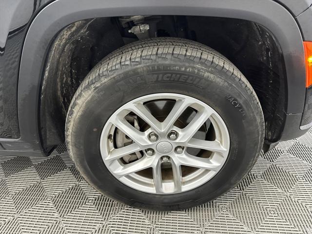 used 2023 Jeep Grand Cherokee L car, priced at $26,993