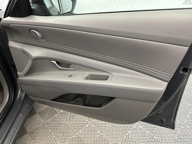 new 2025 Hyundai Elantra car, priced at $26,304