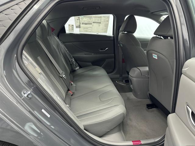 new 2025 Hyundai Elantra car, priced at $26,304