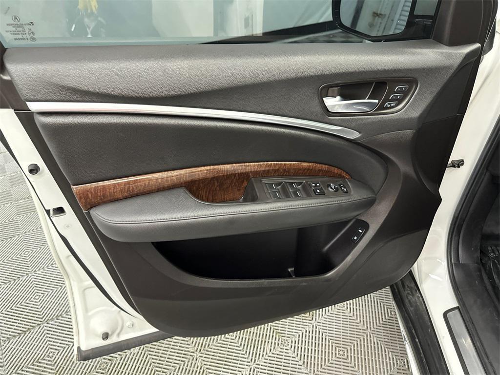 used 2019 Acura MDX car, priced at $22,968