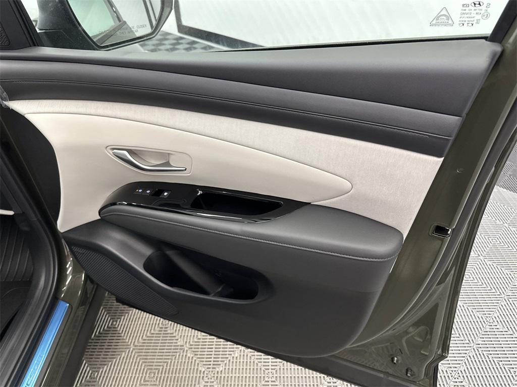 new 2025 Hyundai Tucson car, priced at $39,610