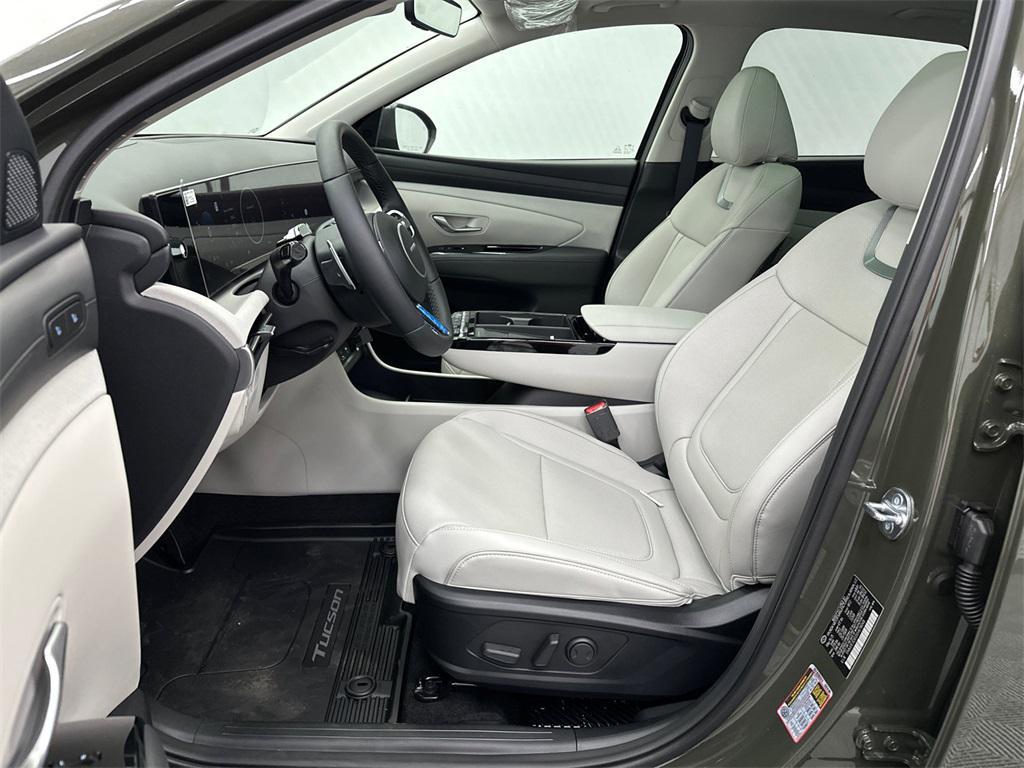 new 2025 Hyundai Tucson car, priced at $39,610