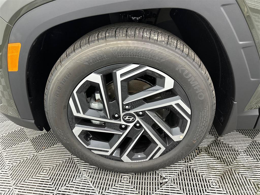 new 2025 Hyundai Tucson car, priced at $39,610