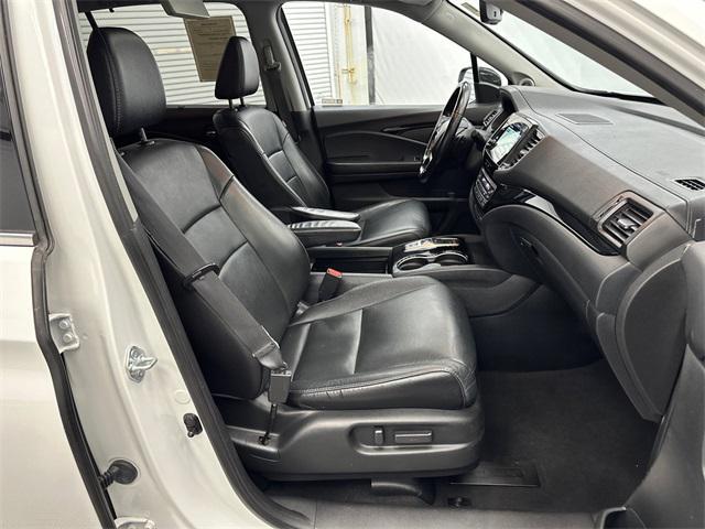 used 2021 Honda Pilot car, priced at $28,599