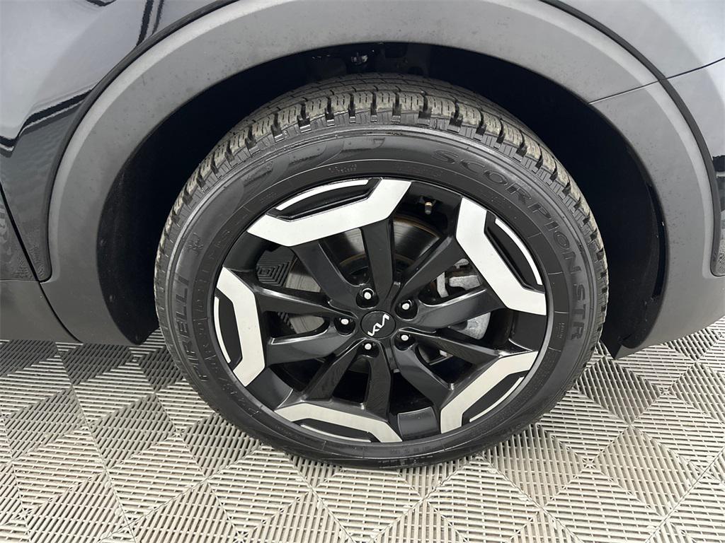 used 2023 Kia Telluride car, priced at $27,942