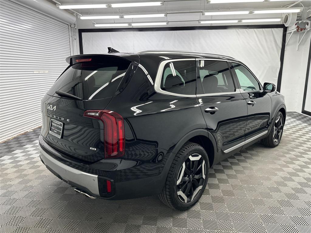 used 2023 Kia Telluride car, priced at $27,942