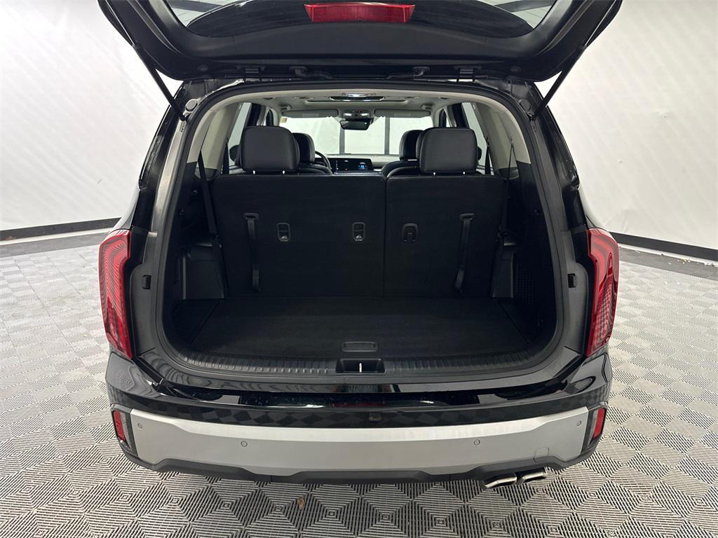 used 2023 Kia Telluride car, priced at $27,942