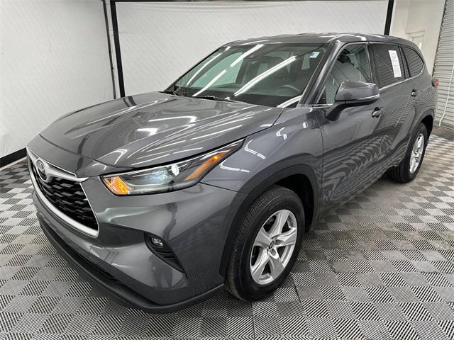 used 2021 Toyota Highlander car, priced at $27,975