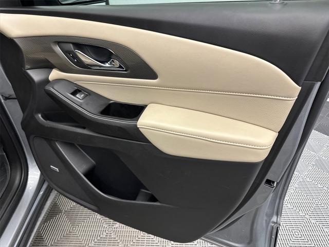 used 2023 Chevrolet Traverse car, priced at $37,900