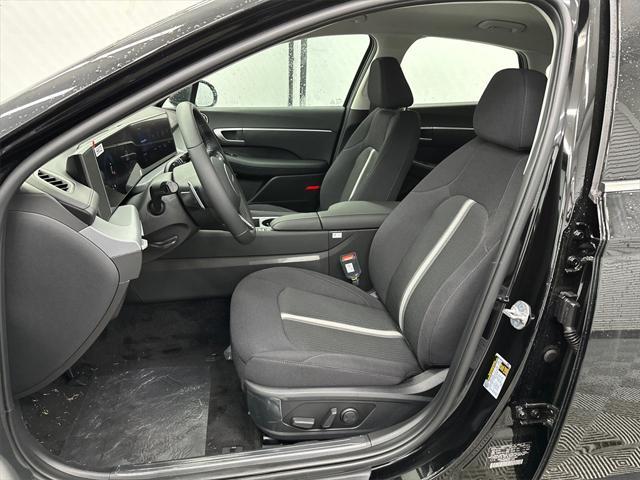 new 2025 Hyundai Sonata Hybrid car, priced at $30,793