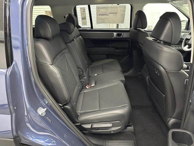 new 2025 Hyundai Santa Fe car, priced at $36,000