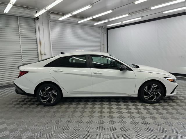 new 2025 Hyundai Elantra car, priced at $23,423