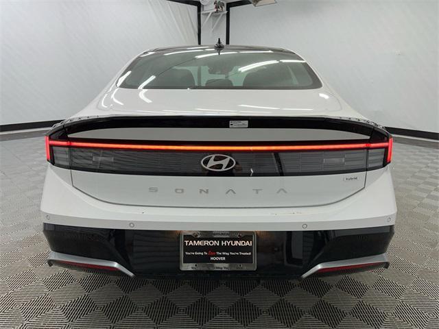 new 2024 Hyundai Sonata Hybrid car, priced at $39,335