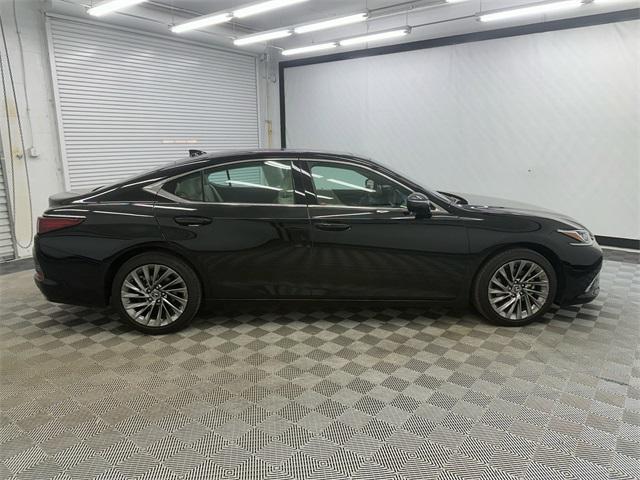 used 2024 Lexus ES 350 car, priced at $46,391