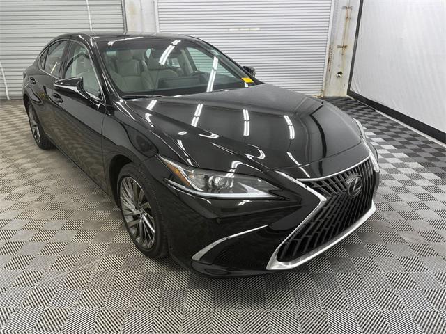 used 2024 Lexus ES 350 car, priced at $46,391