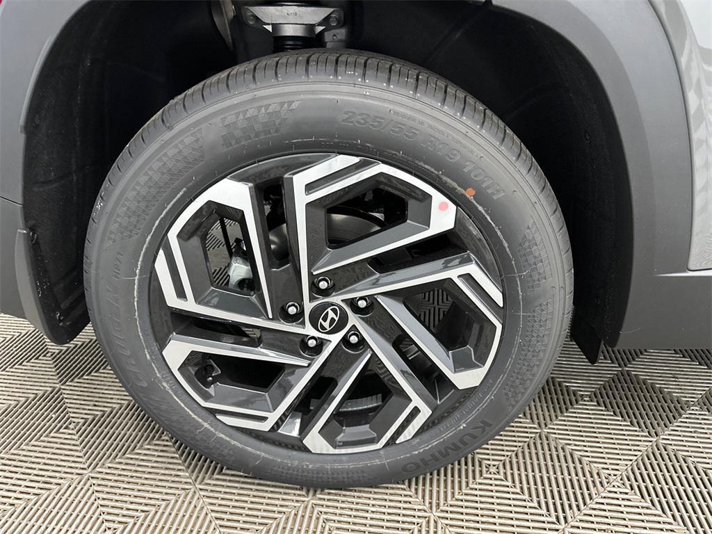 new 2025 Hyundai Tucson car, priced at $39,490