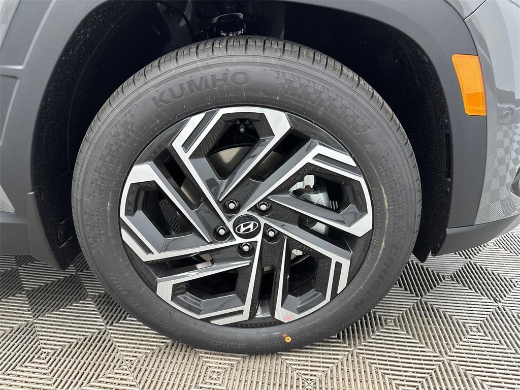 new 2025 Hyundai Tucson car, priced at $39,490