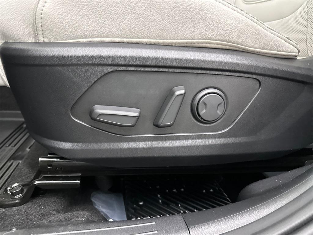 new 2025 Hyundai Tucson car, priced at $39,490