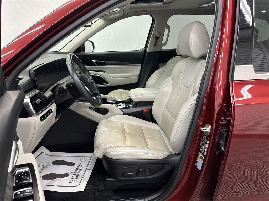 used 2023 Kia Telluride car, priced at $35,598