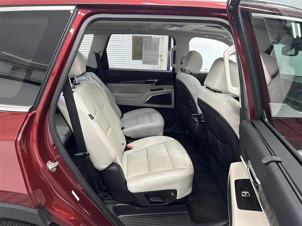 used 2023 Kia Telluride car, priced at $35,598