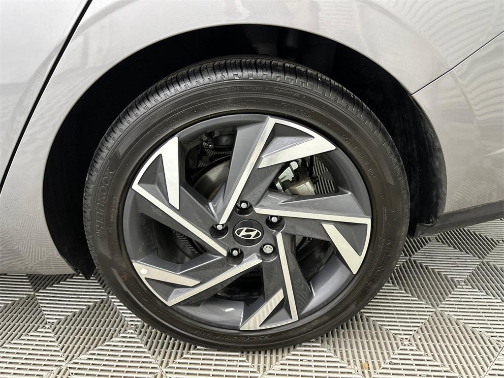 used 2025 Hyundai Elantra car, priced at $21,995