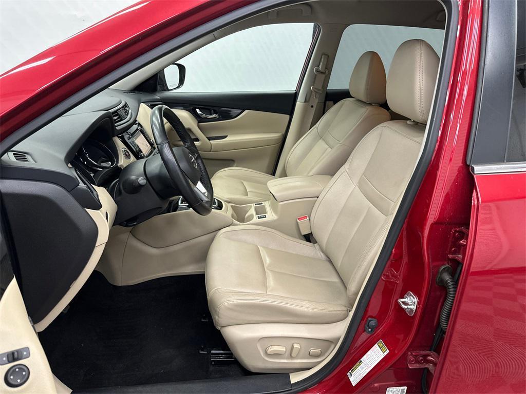 used 2017 Nissan Rogue car, priced at $14,682