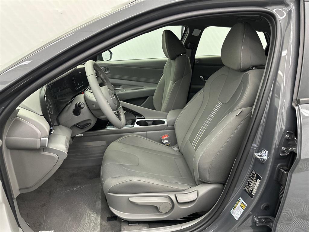new 2025 Hyundai Elantra car, priced at $26,245