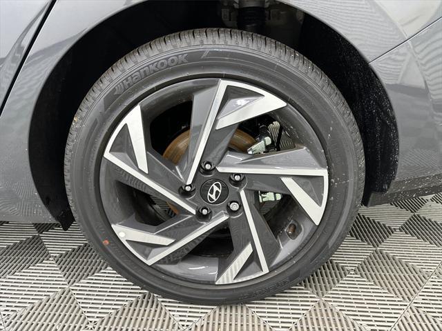 new 2025 Hyundai Elantra car, priced at $26,245