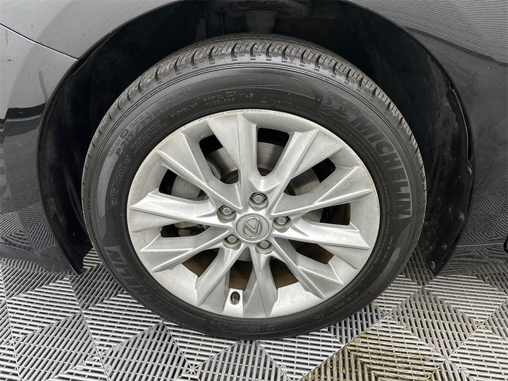 used 2014 Lexus ES 300h car, priced at $15,833