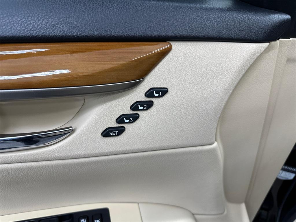 used 2014 Lexus ES 300h car, priced at $15,833