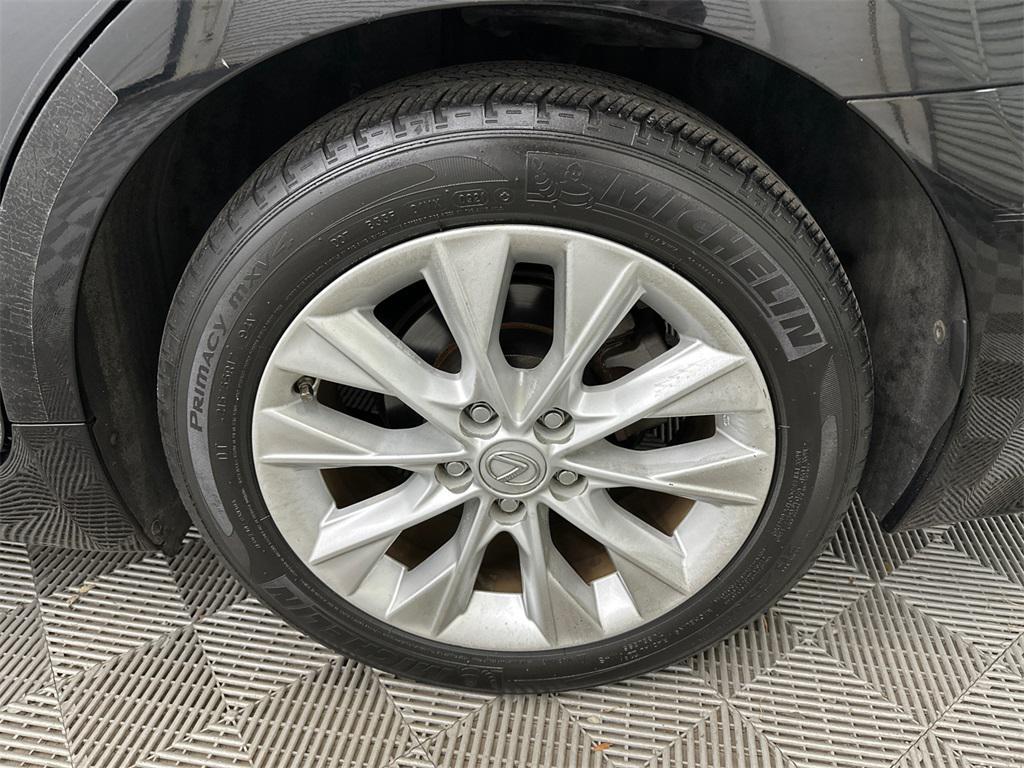 used 2014 Lexus ES 300h car, priced at $15,833