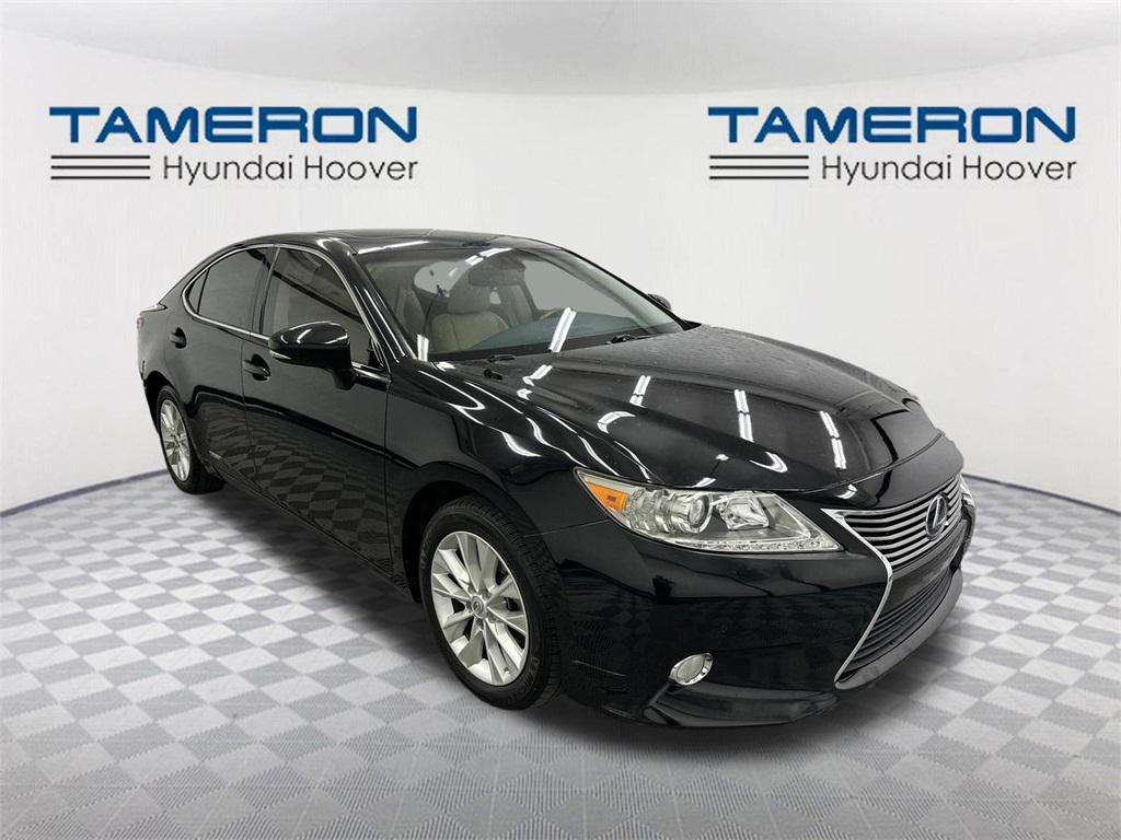 used 2014 Lexus ES 300h car, priced at $15,833