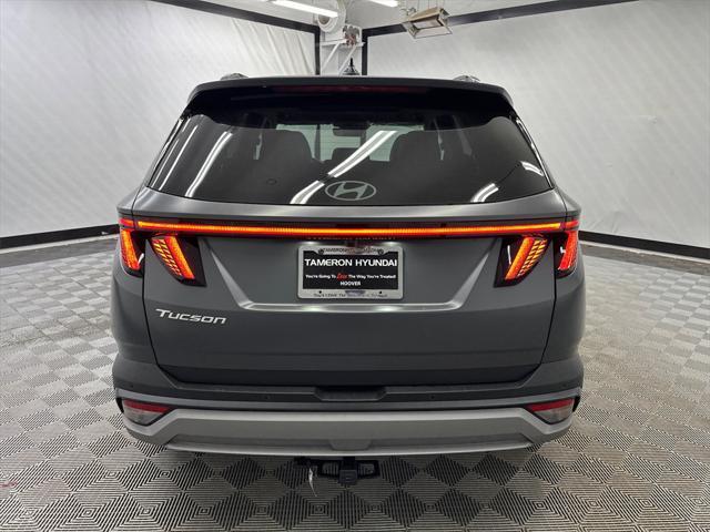 new 2025 Hyundai Tucson car, priced at $39,975