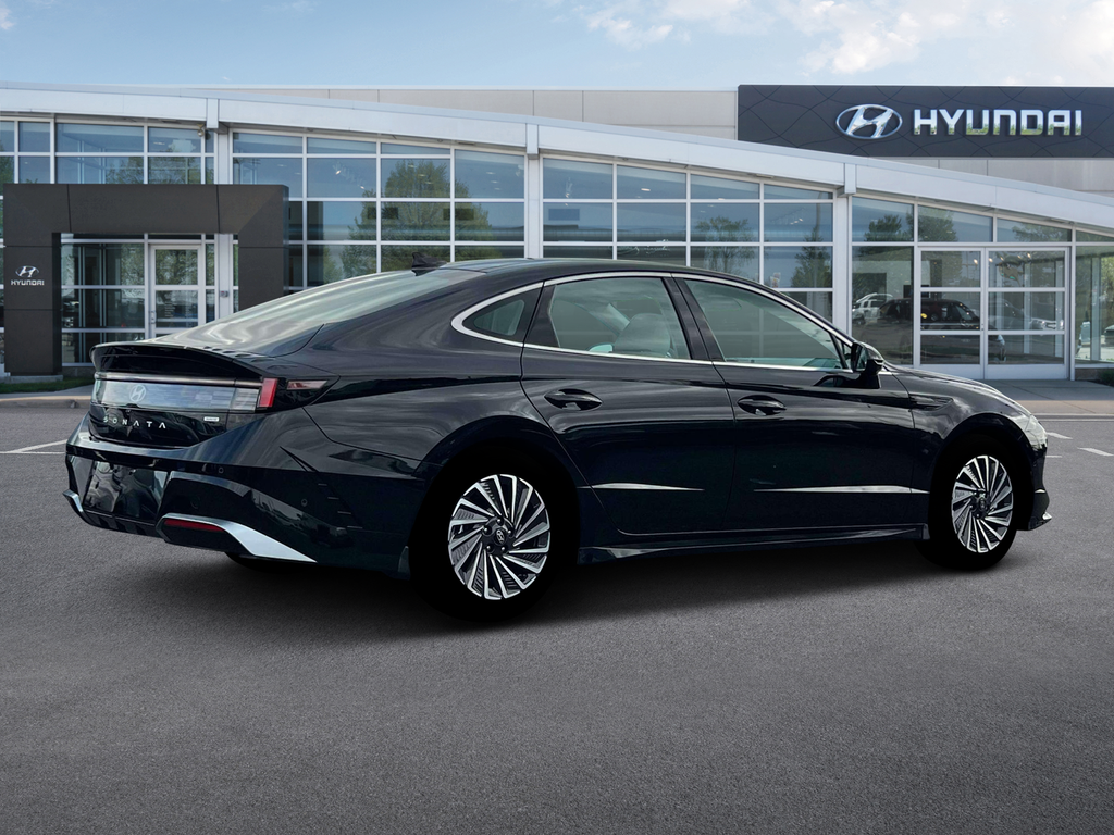 new 2025 Hyundai Sonata Hybrid car, priced at $38,670