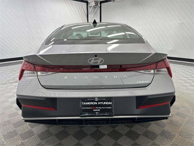 new 2025 Hyundai Elantra car, priced at $26,138