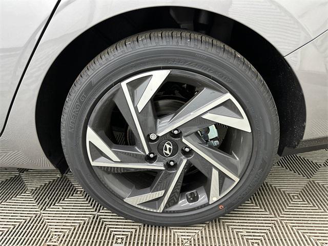 new 2025 Hyundai Elantra car, priced at $26,138