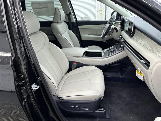 new 2025 Hyundai Palisade car, priced at $51,343